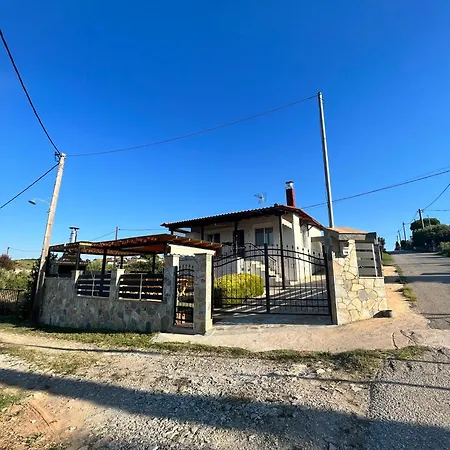 House In Potidea * Metokhion Patriotikon